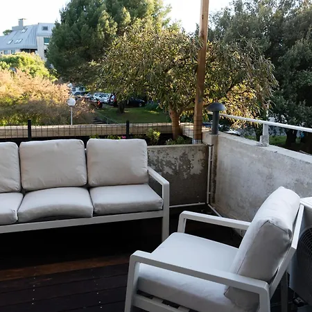 Avec Terrasse A Un Pas De La